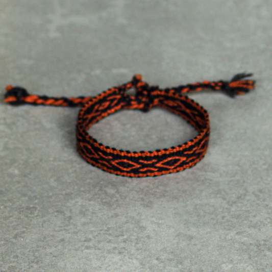 alpaca bracelet